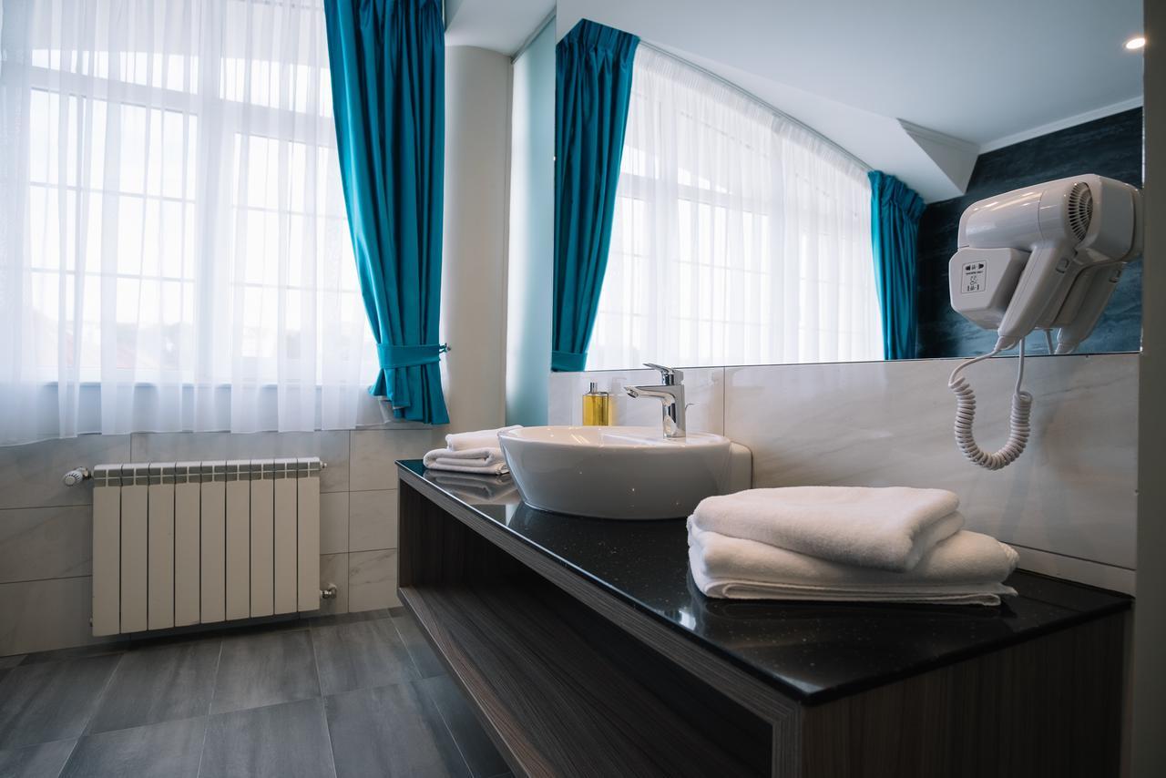 Norm Hill Hotel Cluj-Napoca Exterior foto